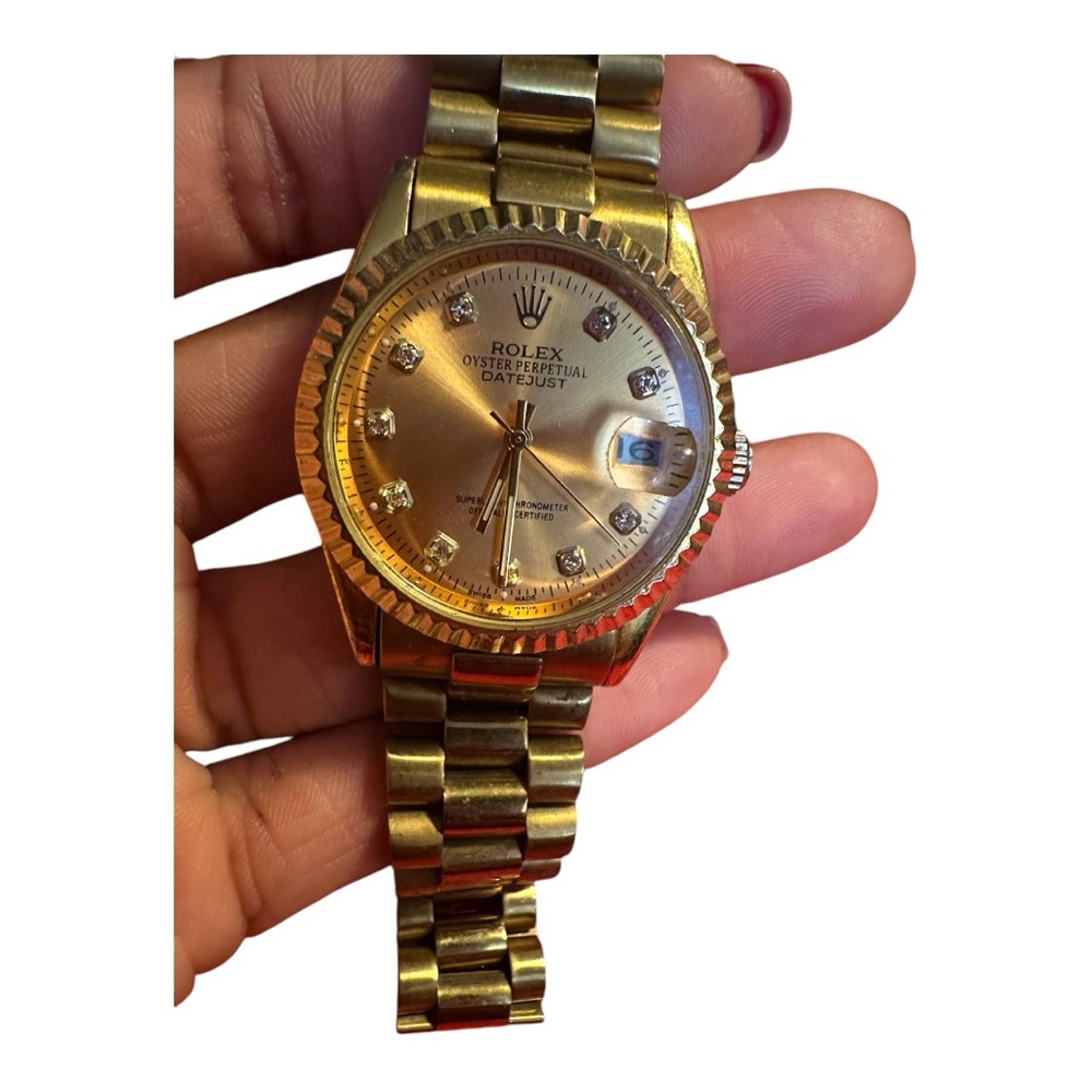 Fashion Luxury Watch - Photoshoot Friendly